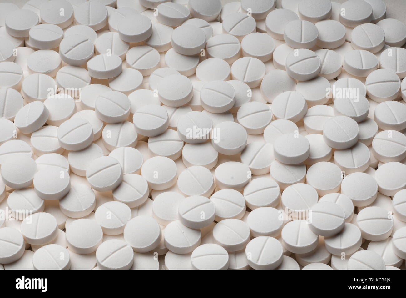 Sfondo di colore pillole per uso in graphic design in applicazioni mediche, brochure, presentazioni e pubblicazioni. Foto Stock