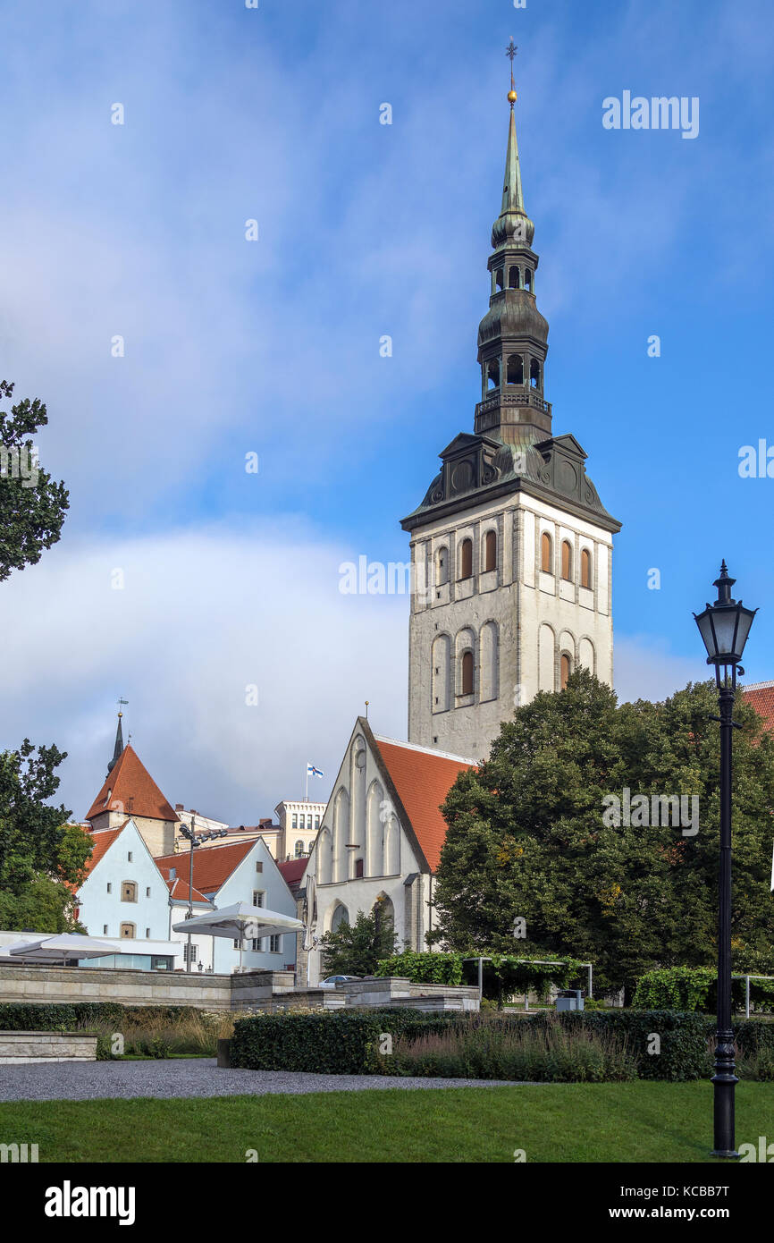 La Chiesa di San Nicola (Niguliste Kirik) nel centro storico della città di Tallinn in Estonia. Foto Stock
