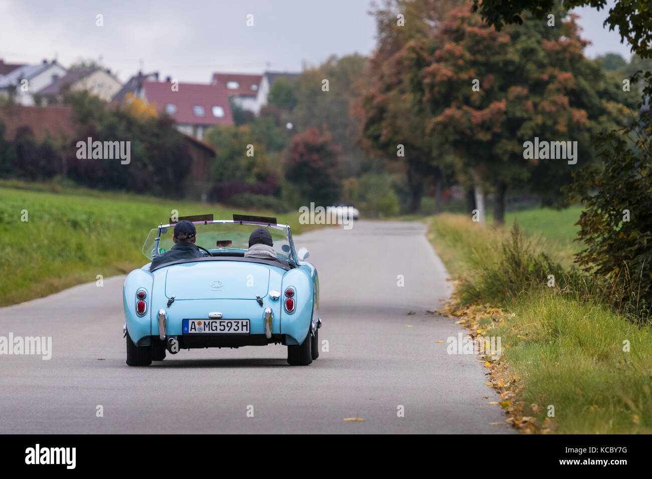 Augsburg, Germania - 1 ottobre 2017: 1959 MG Una vettura da 1600 anni al Fuggerstadt Classic 2017 Oldtimer Rallye il 1 ottobre 2017 ad Augusta, Germa Foto Stock