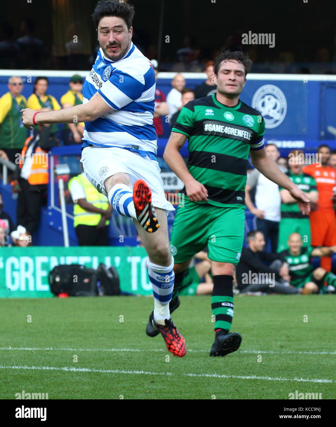 Game4Grenfell - partita di calcio di beneficenza al Loftus Road Stadium, South Africa Road, Londra con: Marcus Mumford, ed Westwick dove: Londra, Regno Unito quando: 02 Set 2017 credito: WENN.com Foto Stock