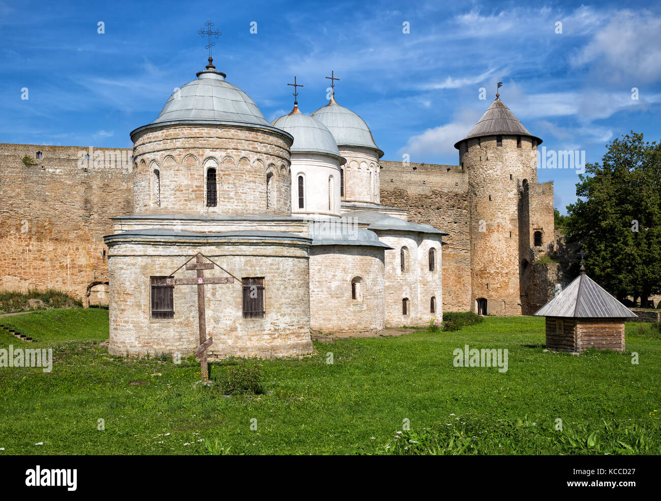 Chiesa dell'assunzione e st. Nicholas Chiesa nella fortezza ivangorod, Russia Foto Stock