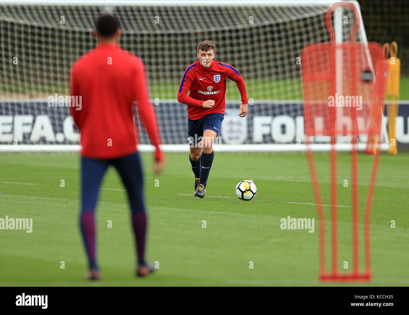 Dael Fry dell'Inghilterra durante la sessione di allenamento al St George's Park di Burton. PREMERE ASSOCIAZIONE foto. Data immagine: Mercoledì 4 ottobre 2017. Vedi PA storia CALCIO Inghilterra U21. Il credito fotografico dovrebbe essere: Tim Goode/PA Wire. Foto Stock