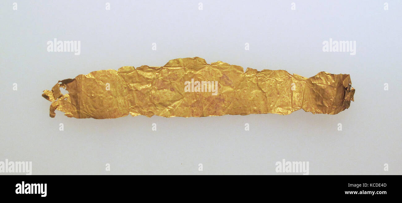 Frontlet di foglia oro, oro, altri: 11/16 × 3 9/16 in. (1,8 × 9,1 cm), oro e argento Foto Stock