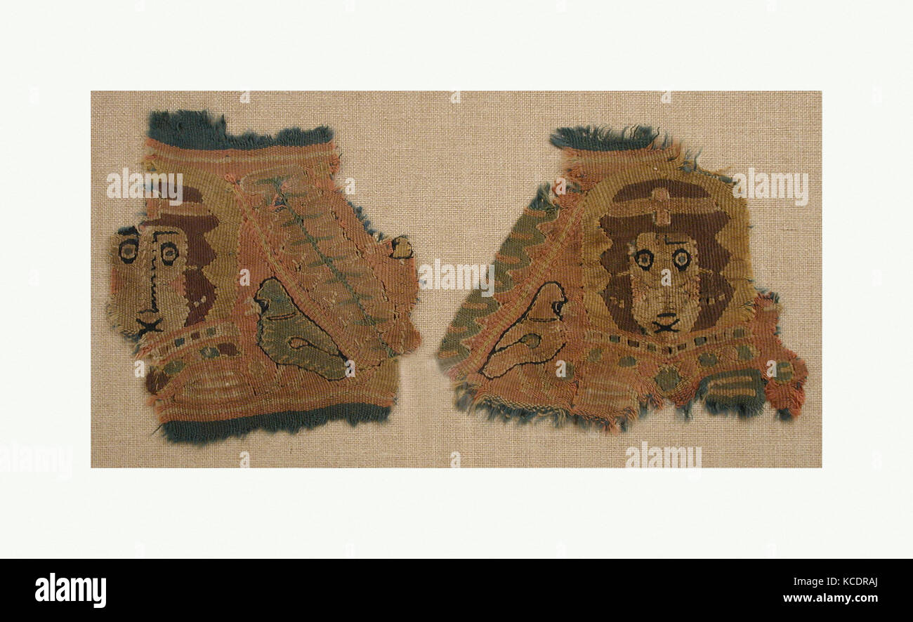 Due frammenti di volti umani e uccelli, del V secolo Foto Stock