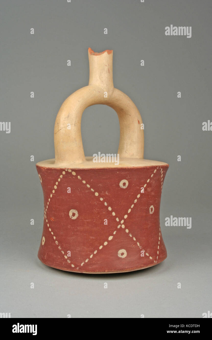Staffa del tubo di lancio, bottiglia 4th-VI secolo, Perù, Moche, ceramica, slip, H. 7 7/8 x diam. 4 5/8 in. (20 x 11,8 cm), Ceramics-Container Foto Stock