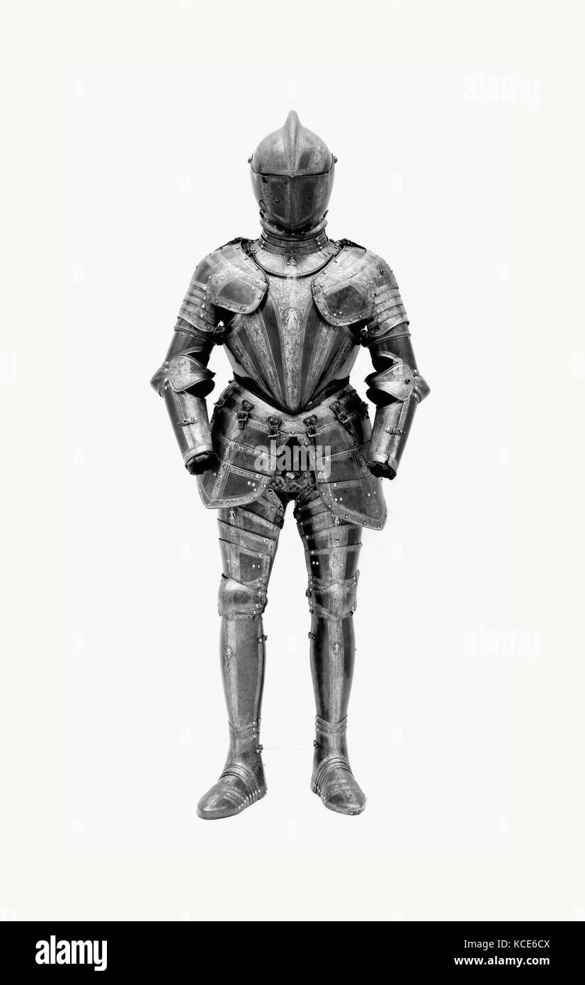 Armor per campo e Torneo, ca. 1575-80, probabilmente Milano, Italiano, probabilmente Milano, acciaio, oro, argento, H. 71 1/2 in Foto Stock