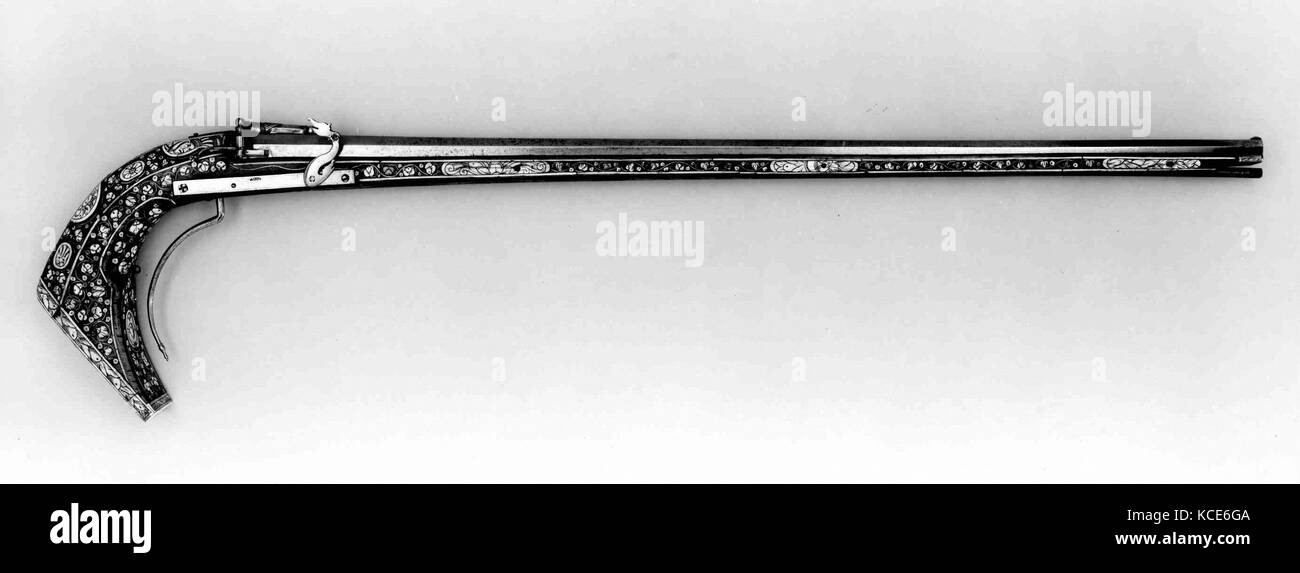 Petronel Matchlock, ca. 1570-80, Francese, acciaio, legno, osso, L. 45 1/4 in. (114.9 cm); Cal. .51 in. (12,9 mm); Wt. 7 lb. 11 oz Foto Stock