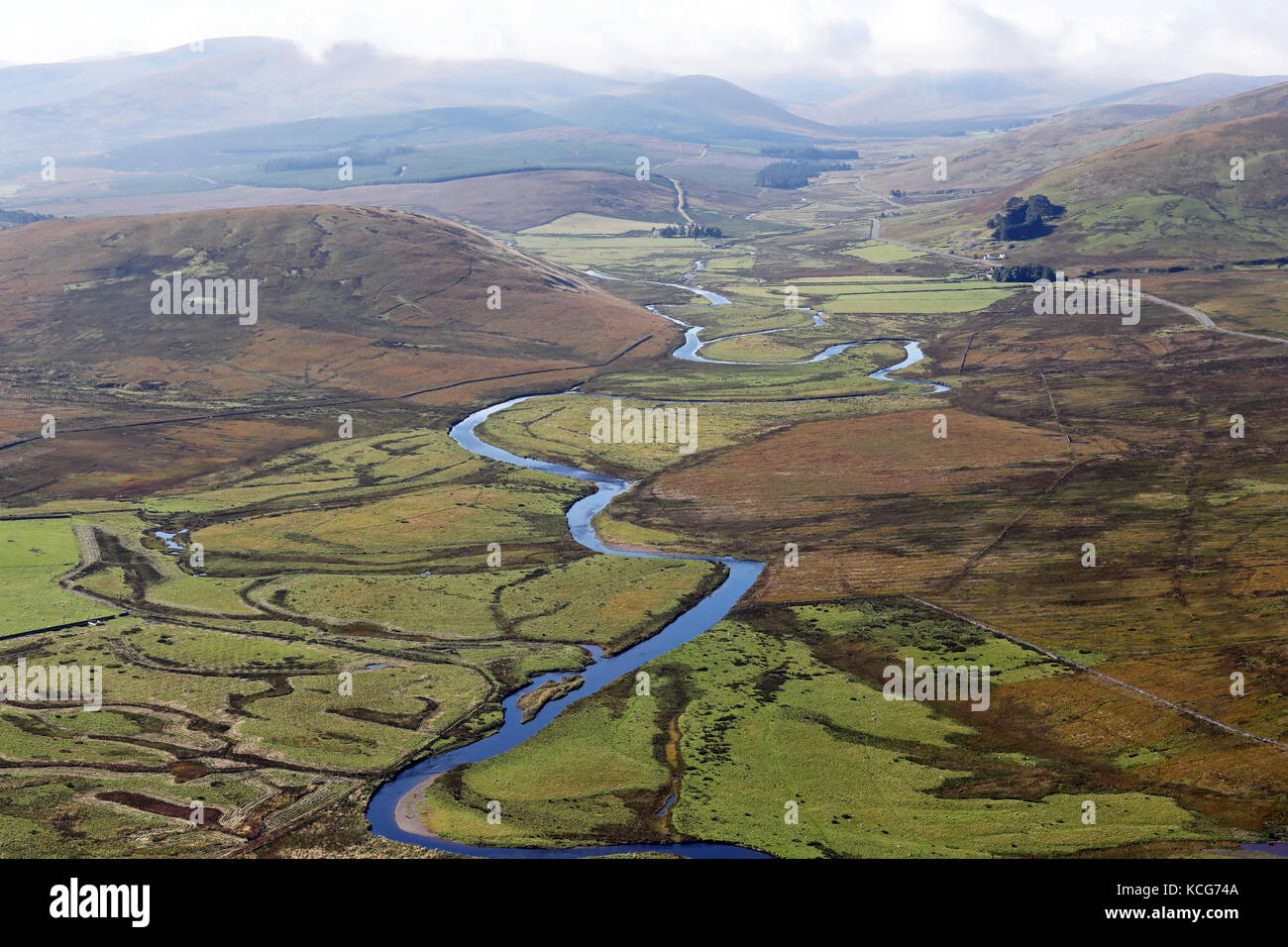 Una veduta aerea di una valle fluviale nel sud-ovest della Scozia Foto Stock