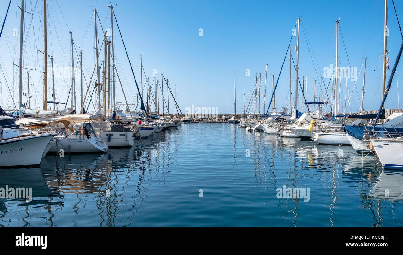 Bella Puerto de Mogan sull'isola di Gran Canaria, Spagna Foto Stock