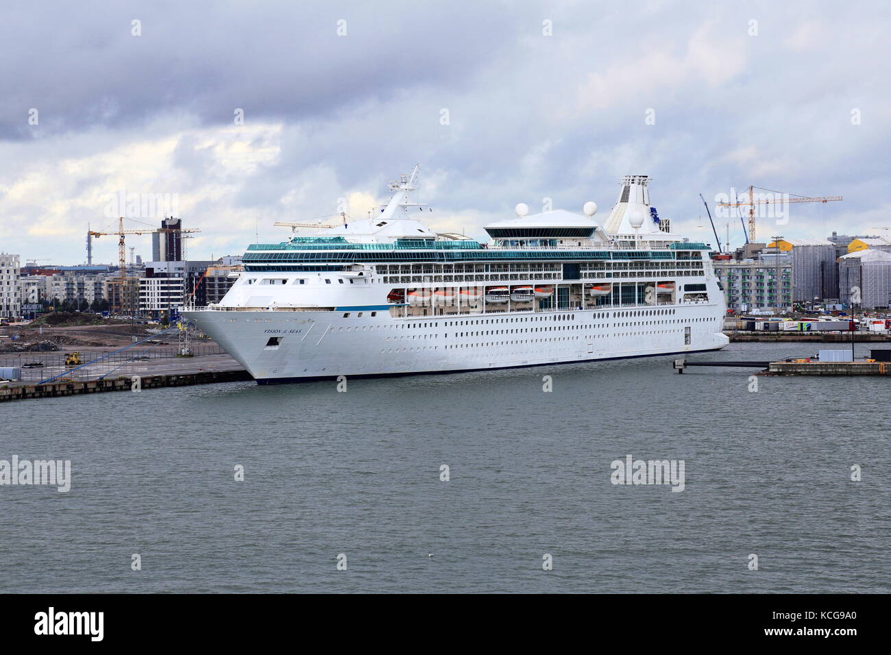 MS visione del mare la nave di crociera nel porto di Helsinki, Finlandia Foto Stock