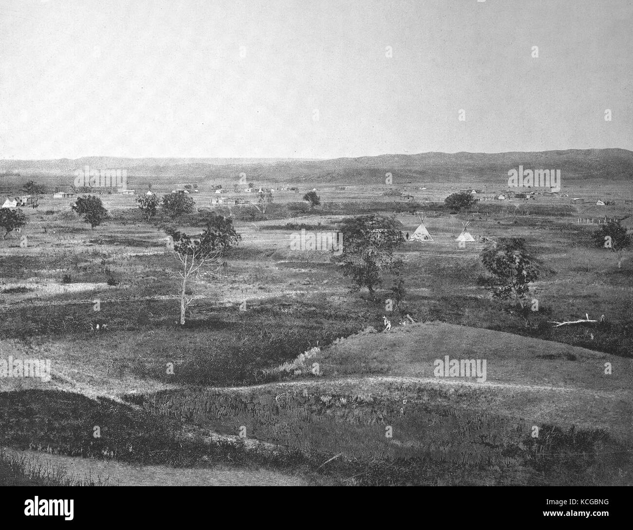Villaggio indiano allo Cheyenne River nel territorio Dakota, un territorio storico degli Stati Uniti d'America, digitale migliorata la riproduzione di una foto storiche dal (stimato) Anno 1899 Foto Stock