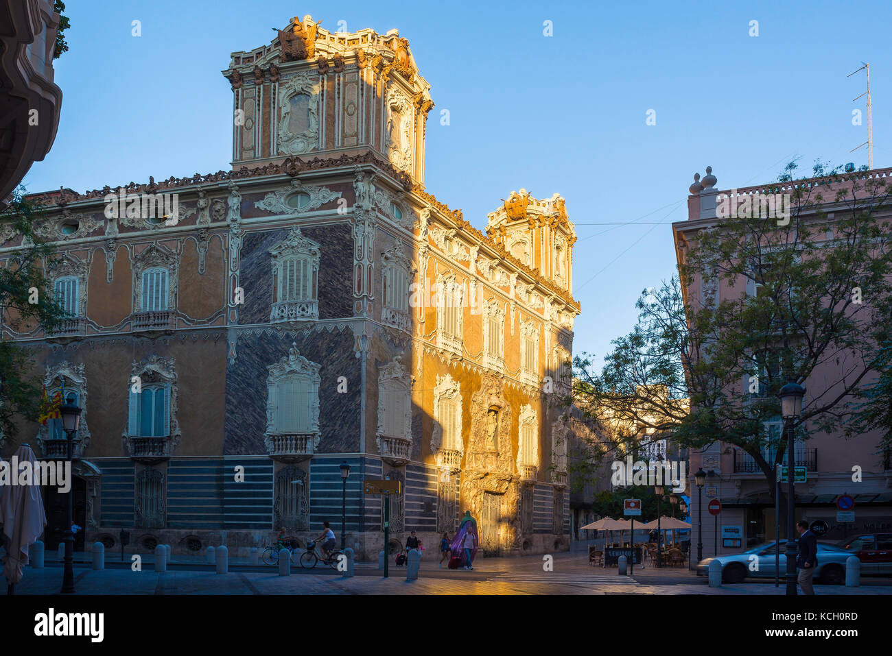 Valencia museo della ceramica, vista del Palacio del Marques de Dos Aguas che ora ospita il Museo Nacional de Ceramica nella zona centrale di Valencia, Spagna. Foto Stock