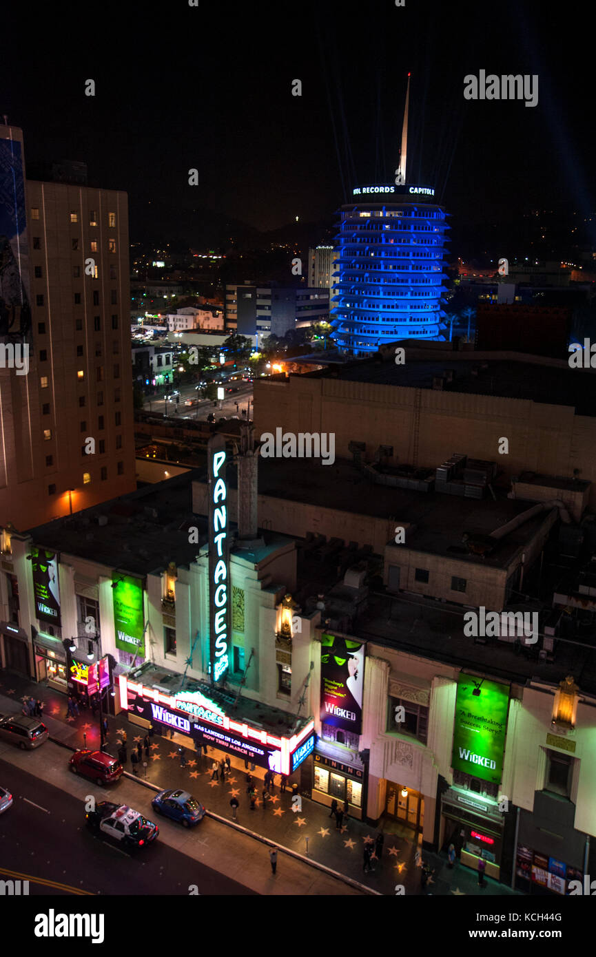Il Teatro Pantages, Walk of Fame, Capitol Records di Hollywood di notte Foto Stock