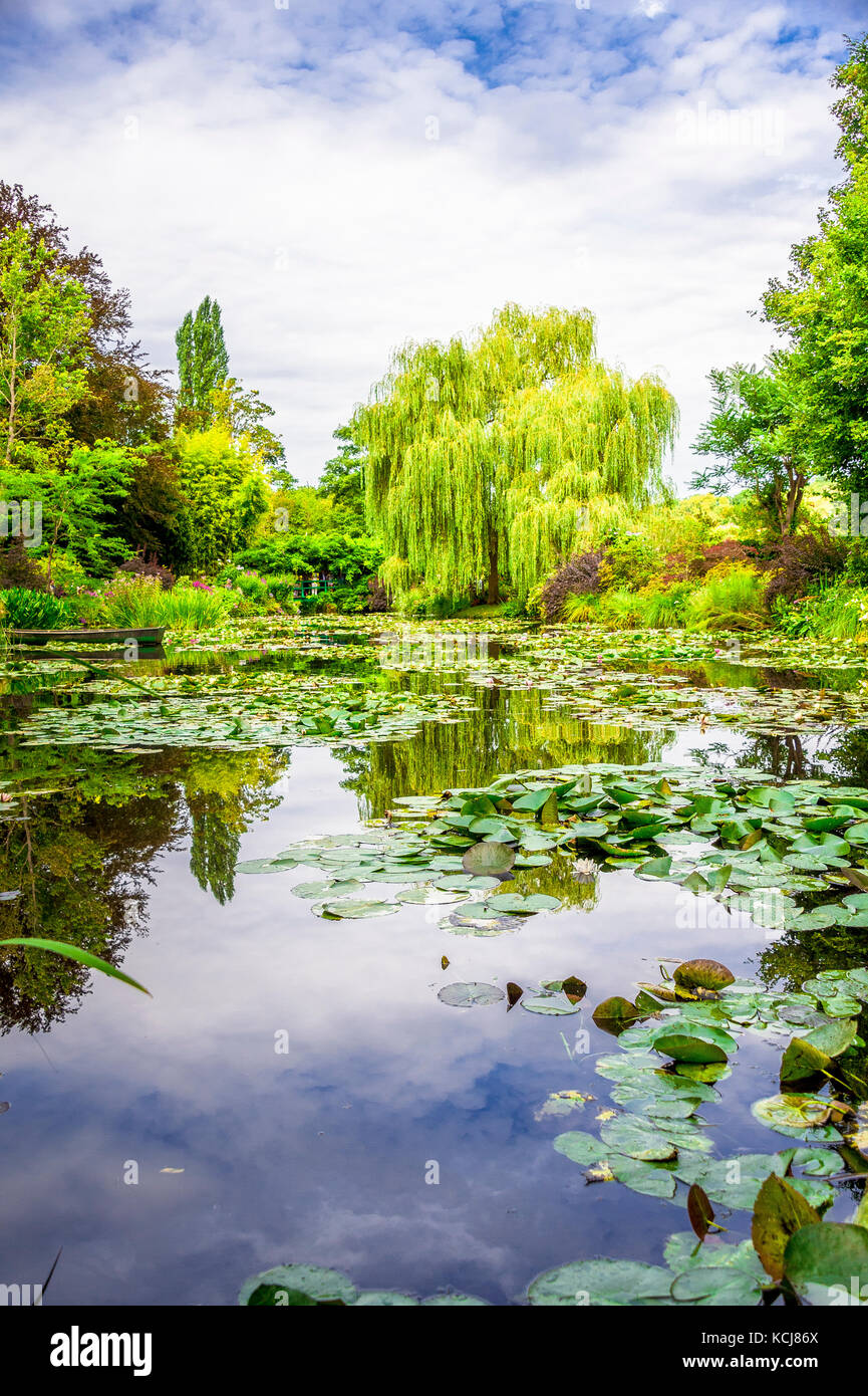 Famoso lily pond in Monet's garden Foto Stock