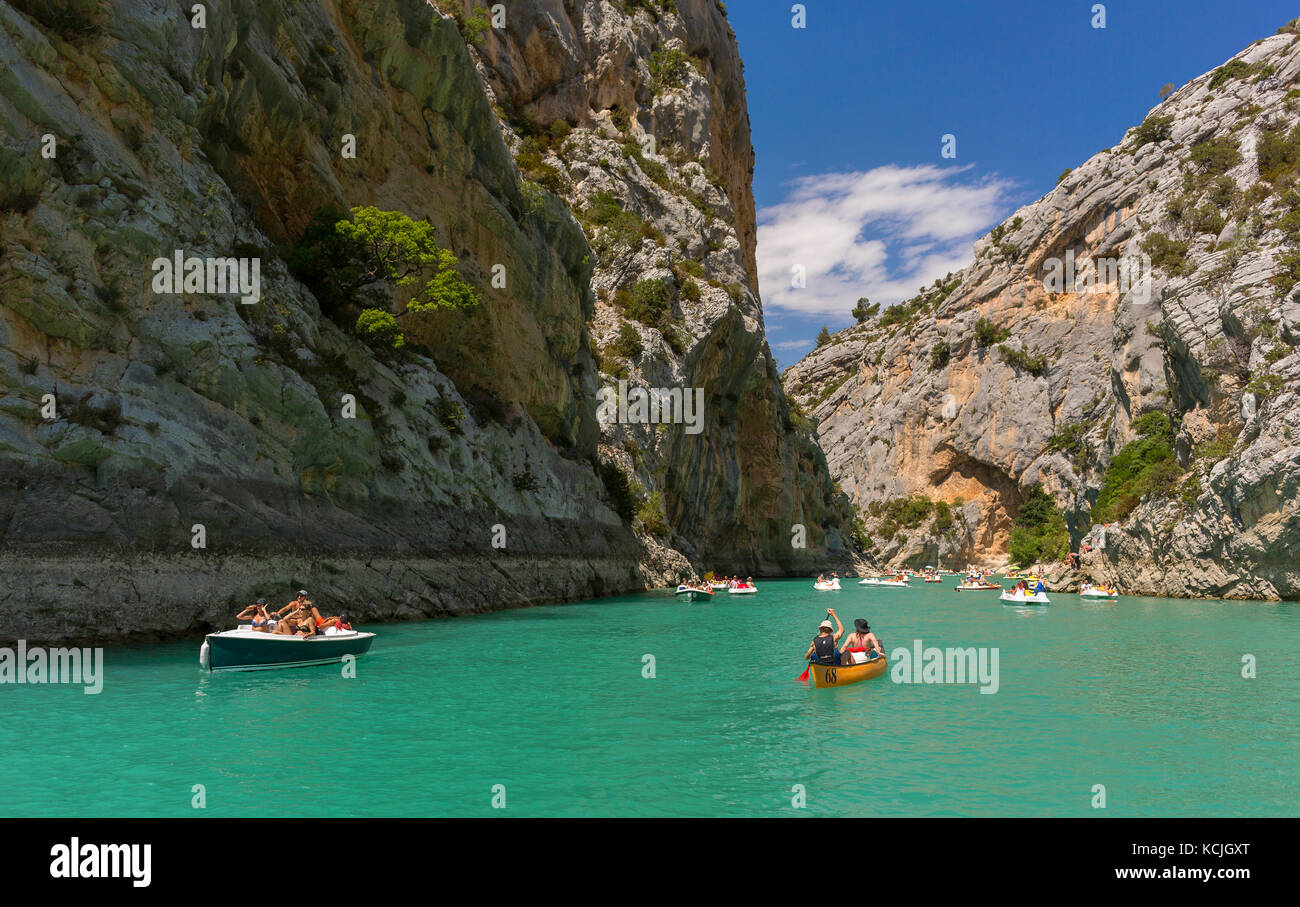 Verdon gorge, Provenza, Francia - persone in barca sul fiume, Gorges du Verdon. Foto Stock