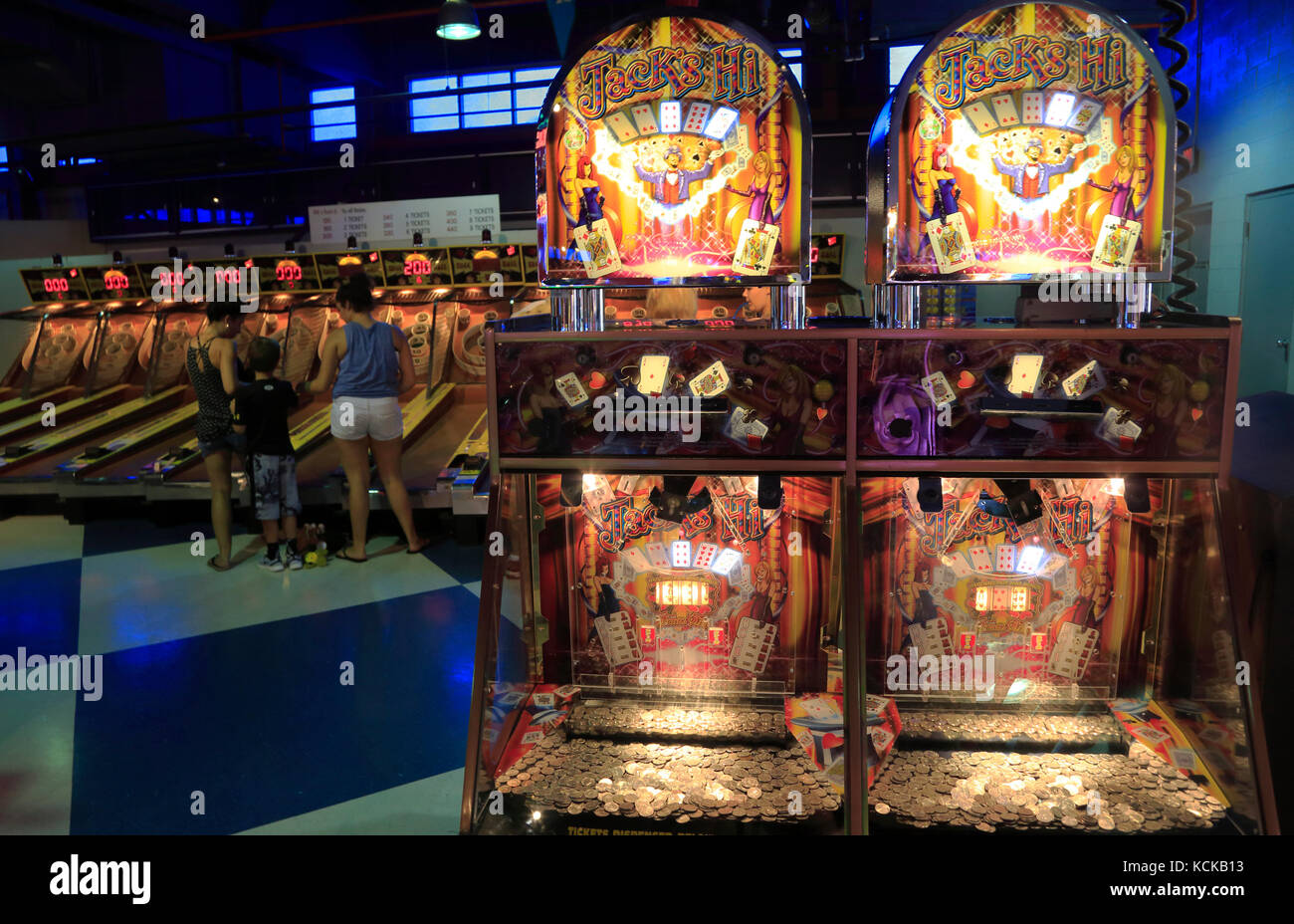 Il video gioco di macchine all'interno del gioco arcade di Hershey Park.Derry Township.Pennsylvania.USA Foto Stock