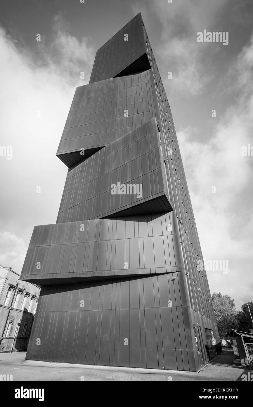 Il premiato broadcasting tower, parte di leeds becket university, Leeds, West Yorkshire, Inghilterra Foto Stock