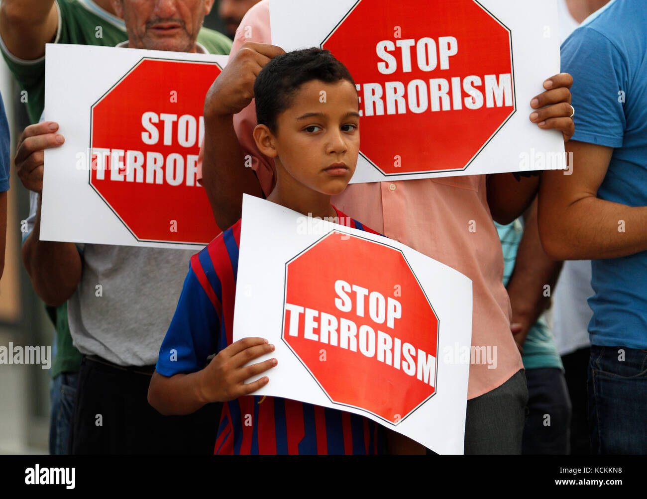 La gente della comunità musulmana di Mallorca protestare contro il terrorismo Foto Stock