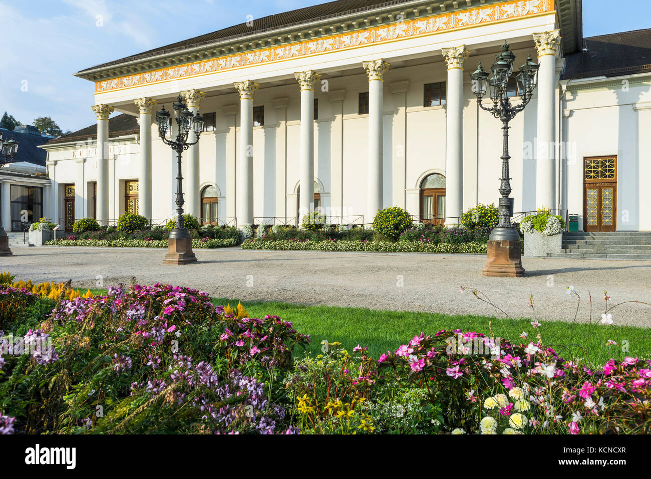 Il complesso termale e congressuale nella città termale di Baden-Baden, Baden-Wuerttemberg, alla periferia della Foresta Nera, Germania Foto Stock