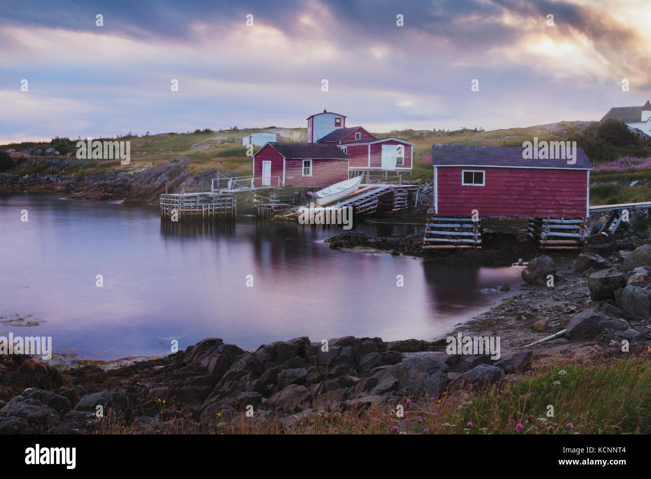 Il sunseting oltre la pesca stadi, modificare le isole, Terranova e Labrador Foto Stock