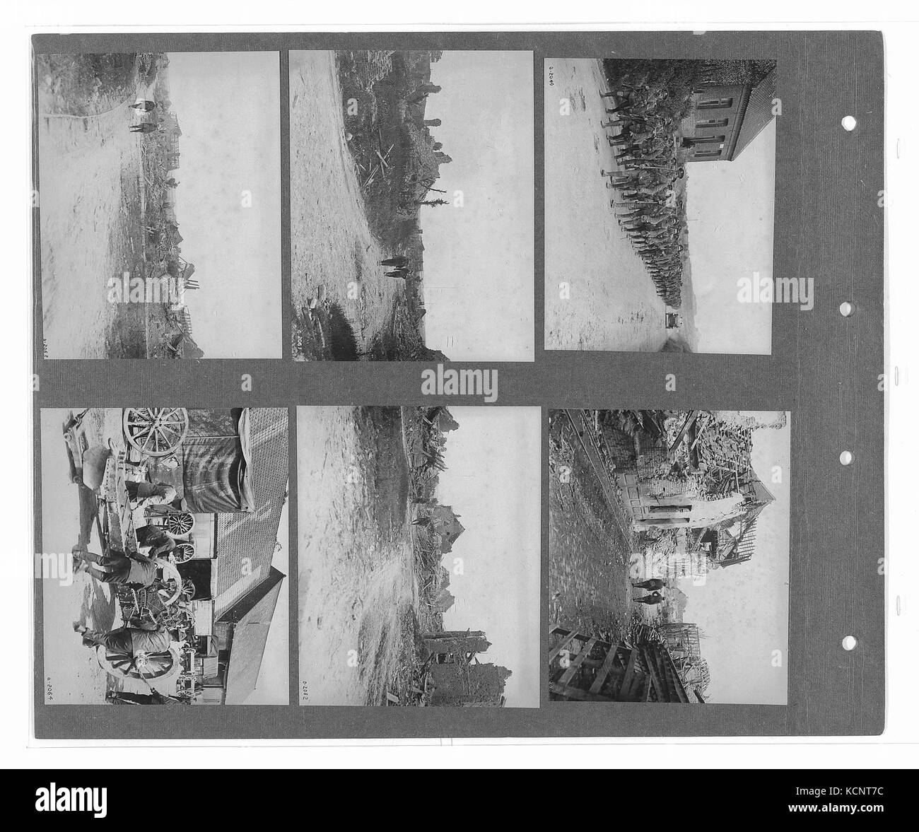 Questa immagine fa parte di una collezione di fotografie della guerra ufficiale canadese, che documentano azioni militari ed eventi durante la guerra, concentrandosi su vari aspetti del coinvolgimento del Canada nel conflitto. Foto Stock