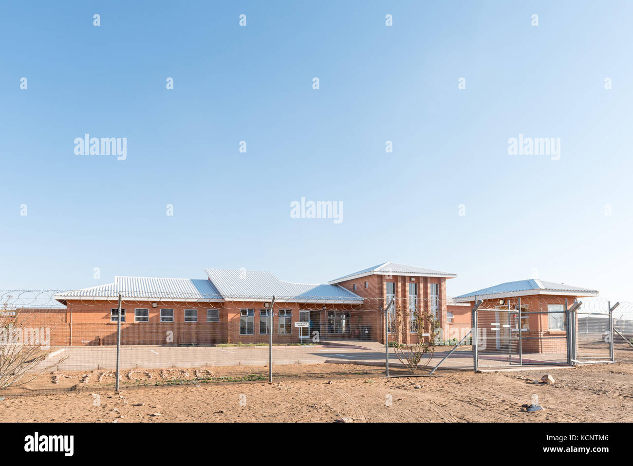 Groot mier, Sud Africa - 6 luglio 2017: la cura di salute primaria clinica di groot mier (big ant), un villaggio nel nord della provincia del capo del sud afr Foto Stock