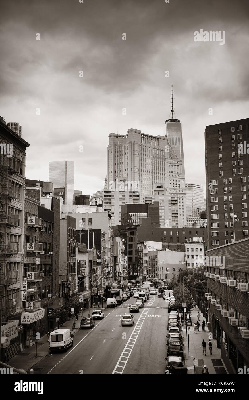 New York City - 15 ago: chinatown street view agosto 15, 2014 a Manhattan, New York City ed è uno dei più grandi e più antiche di etnia cinese comunitario Foto Stock