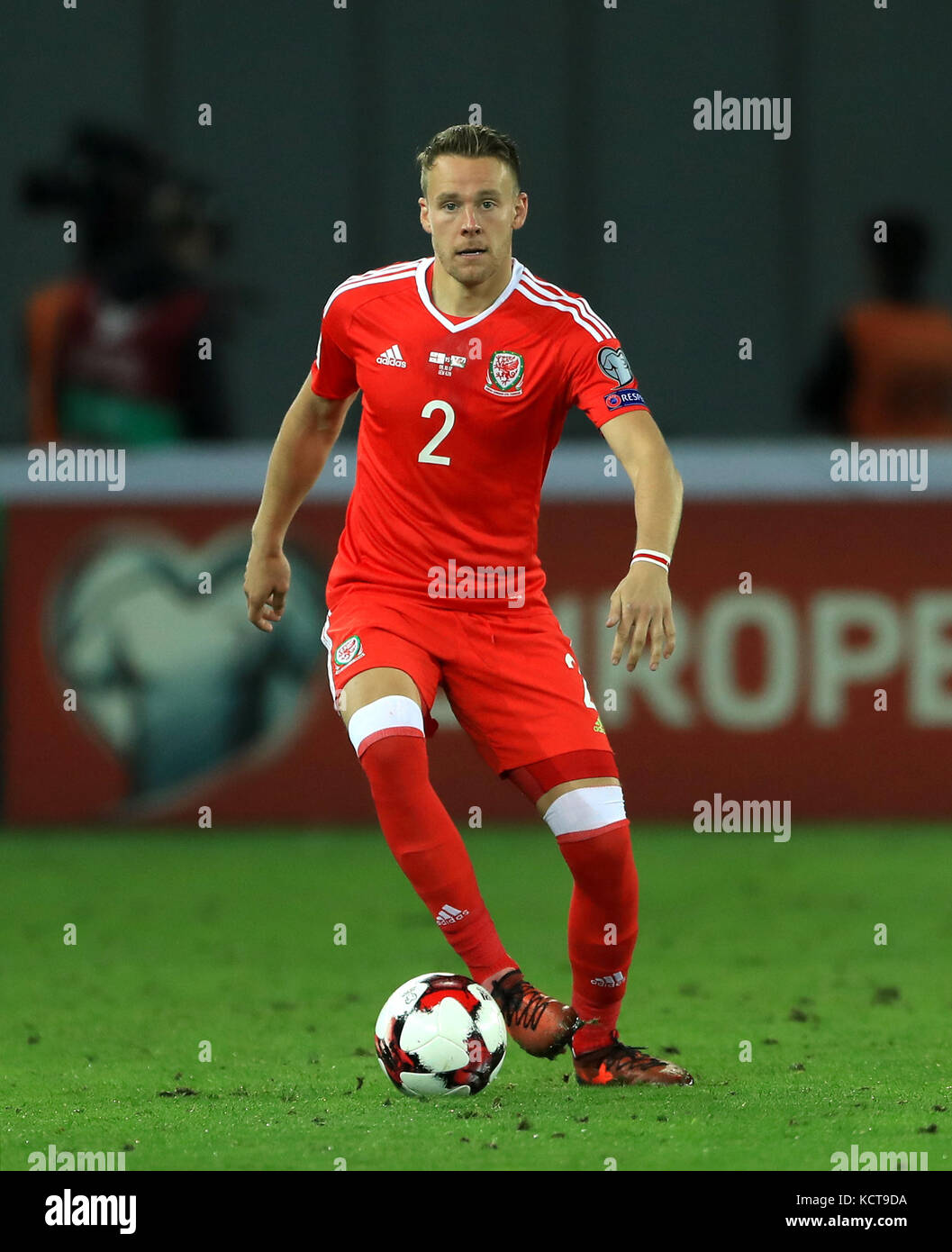 Chris Gunter del Galles durante le Qualifiche della Coppa del mondo FIFA 2018, partita del gruppo D alla Boris Paichadze Dinamo Arena di Tbilisi. PREMERE ASSOCIAZIONE foto. Data immagine: Venerdì 6 ottobre 2017. Scopri la storia della Pennsylvania SOCCER Georgia. Il credito fotografico dovrebbe essere: Tim Goode/PA Wire. . Foto Stock