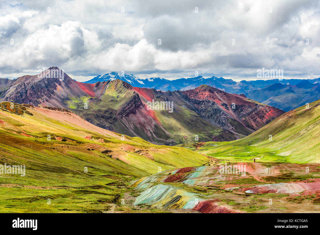 Vinicunca, montana de siete colores o rainbow mountain, pitumarca, Perù Foto Stock