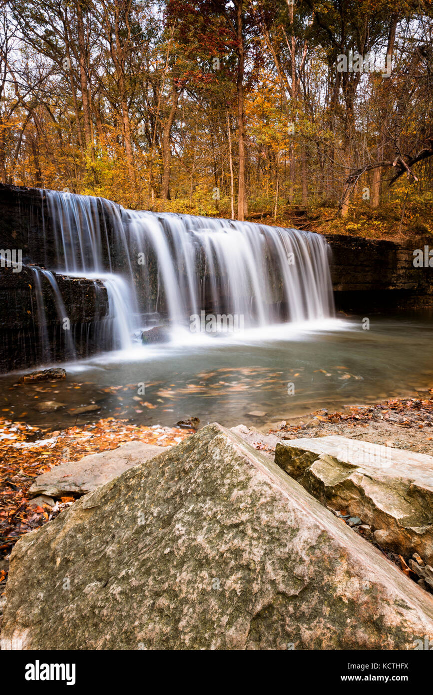 Cascate Nascoste su Prairie Creek in Nerstrand grandi boschi del Parco Statale, Minnesota. Foto Stock