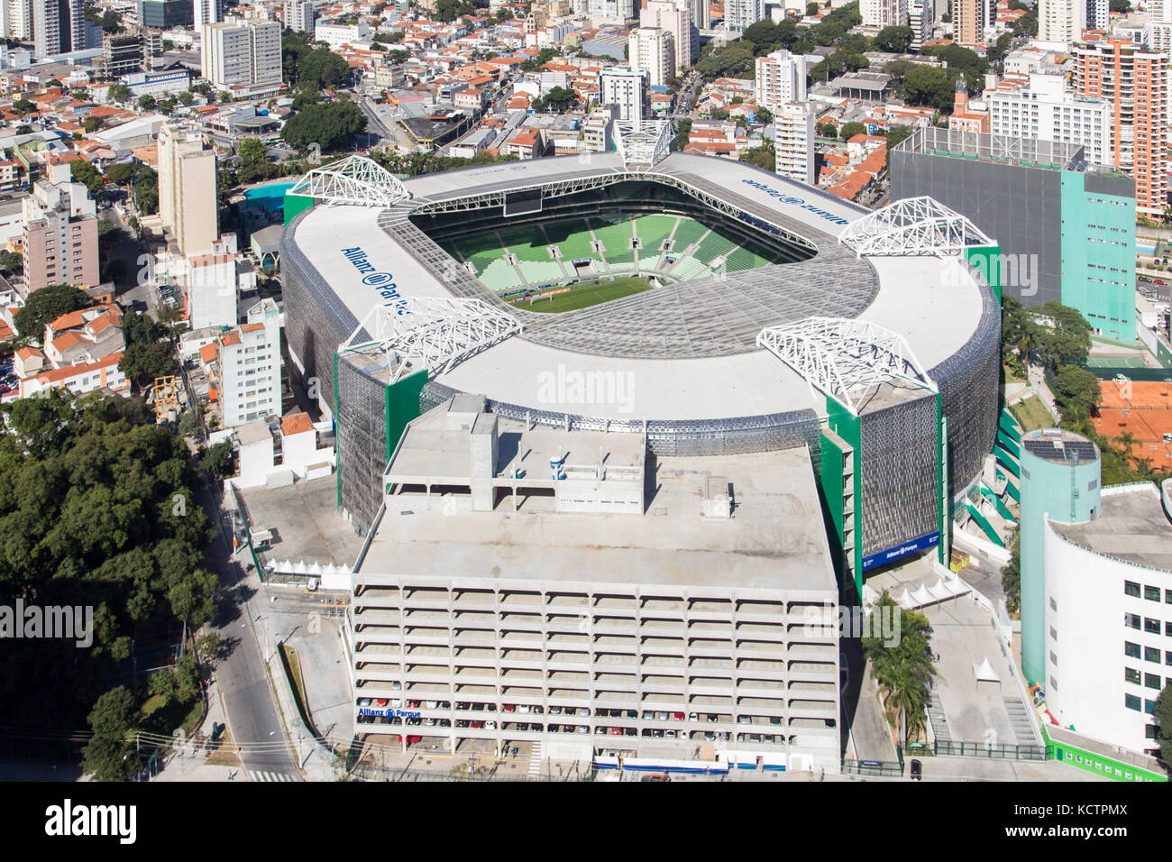 Vista aerea di Allianz Parque, nella città di São Paulo - Brasile. Stadio di calcio della Sociedade Esportiva Palmeiras Foto Stock