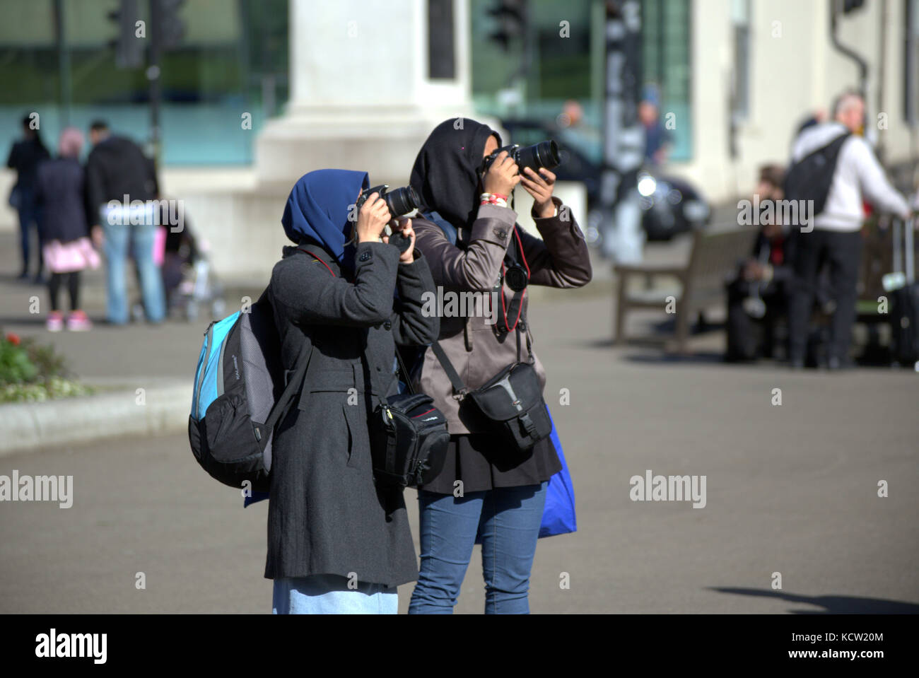 Fotografia turistica a scattare foto george square glasgow Foto Stock