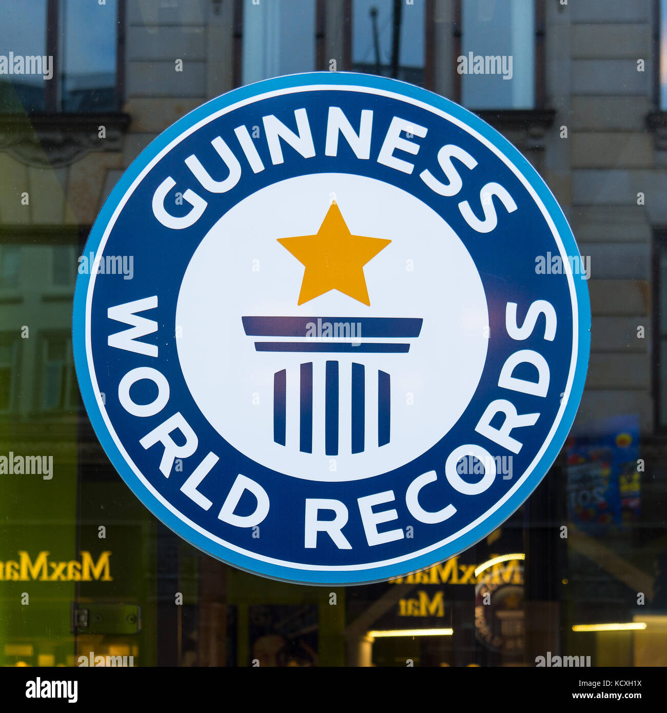 Guinness world record segno, riflessioni in una finestra, Copenaghen, Danimarca, 21 settembre 2107 Foto Stock