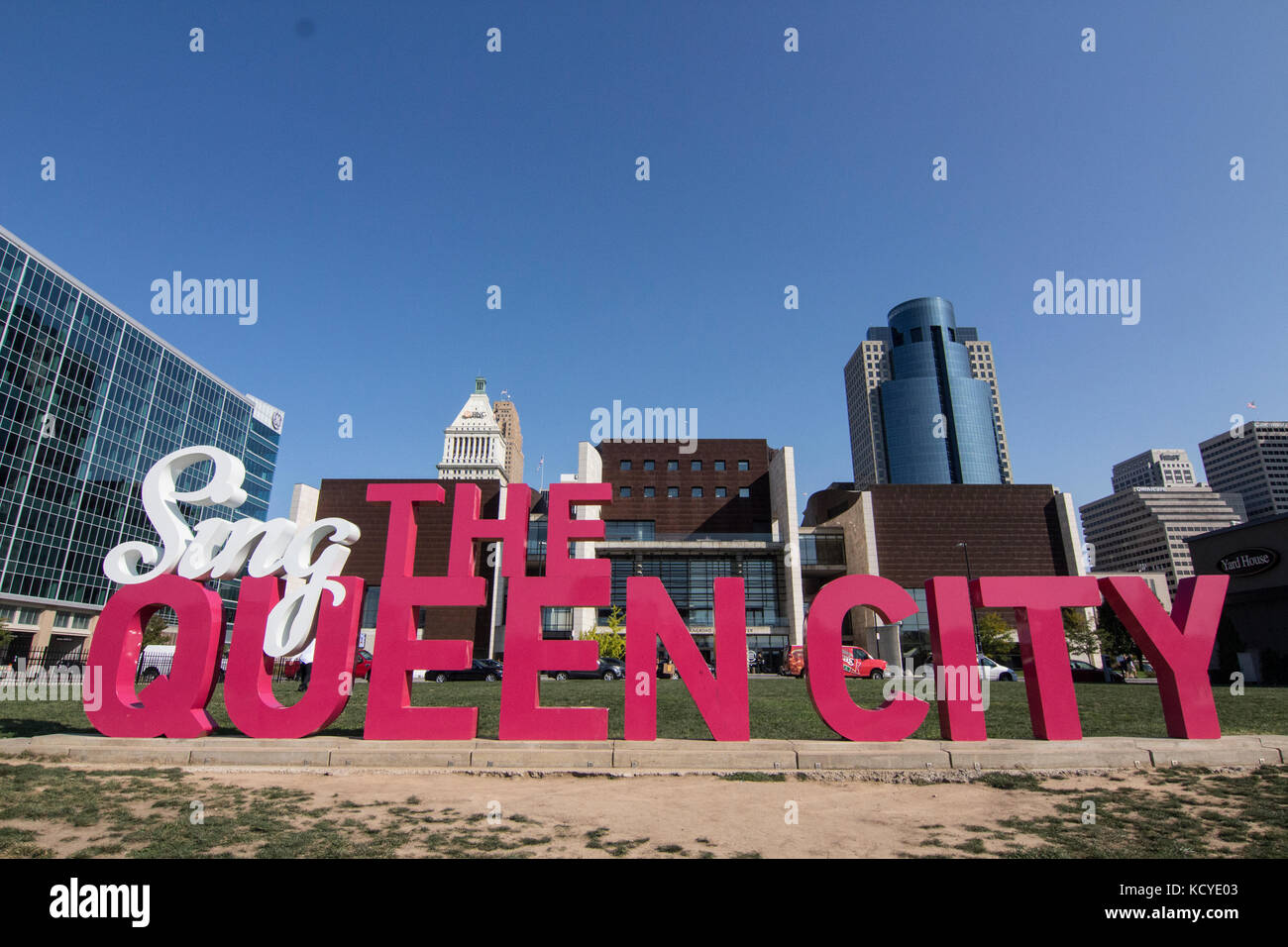 Cantare la regina segno della città situato a Cincinnati, Ohio Foto Stock