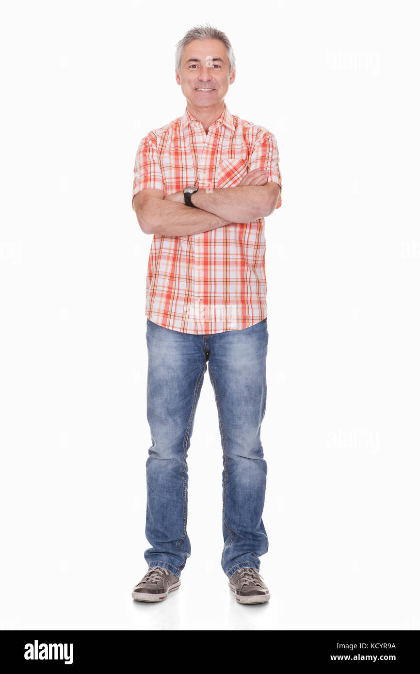 Ritratto di uomo felice su sfondo bianco Foto Stock