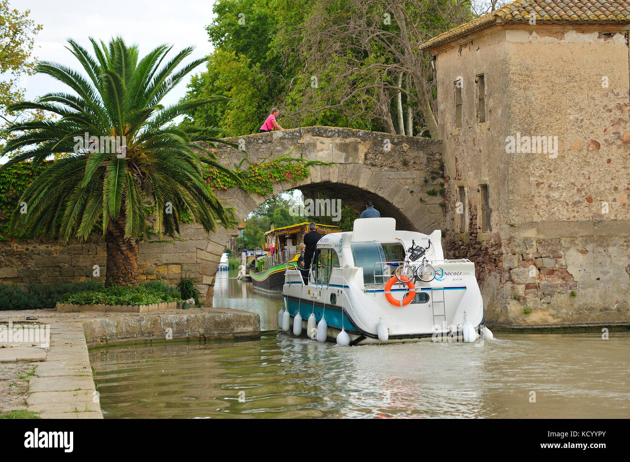 Saint-marcel ponte (XVII secolo) oltre il Canal du Midi, le somail, dipartimento dell Aude, languedoc-roussillon, Francia Foto Stock