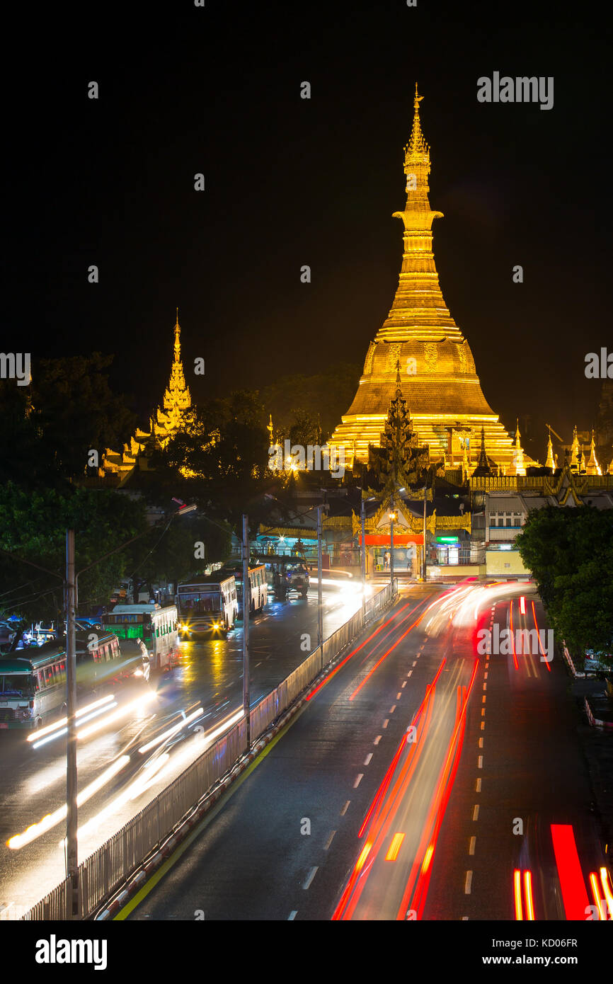 Sule Pagoda di Yangon, Myanmar Foto Stock