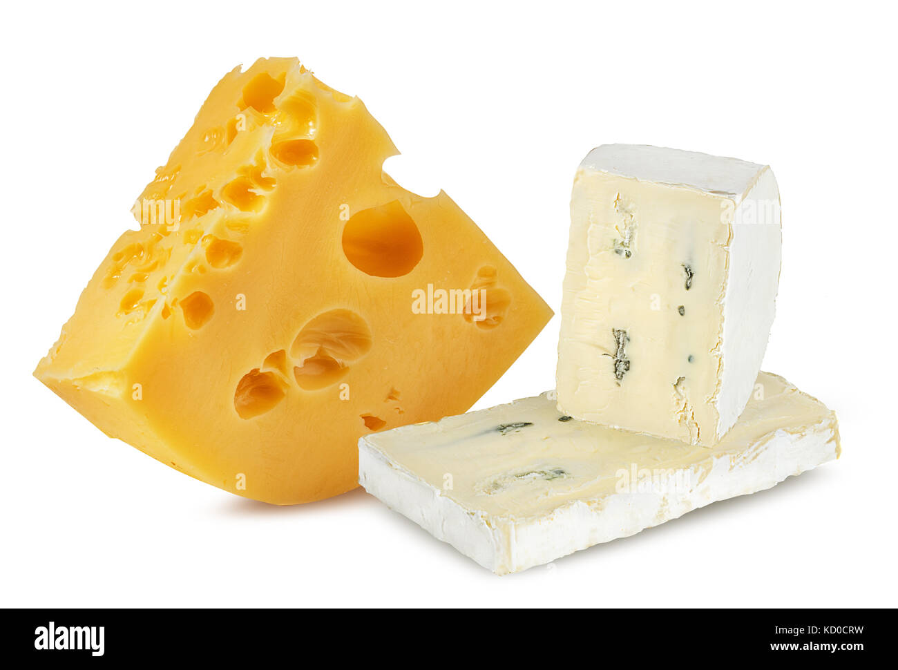 Vari tipi di formaggio su sfondo bianco Foto Stock