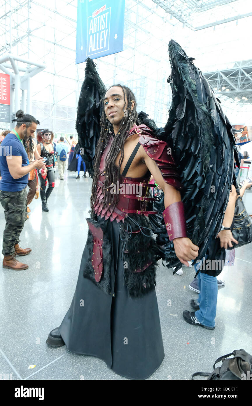 New York, Stati Uniti. 7 Ottobre 2017.Costumi al Comic con New York City Event Jacob Javits Center. Sppider / Alamy Live News Foto Stock