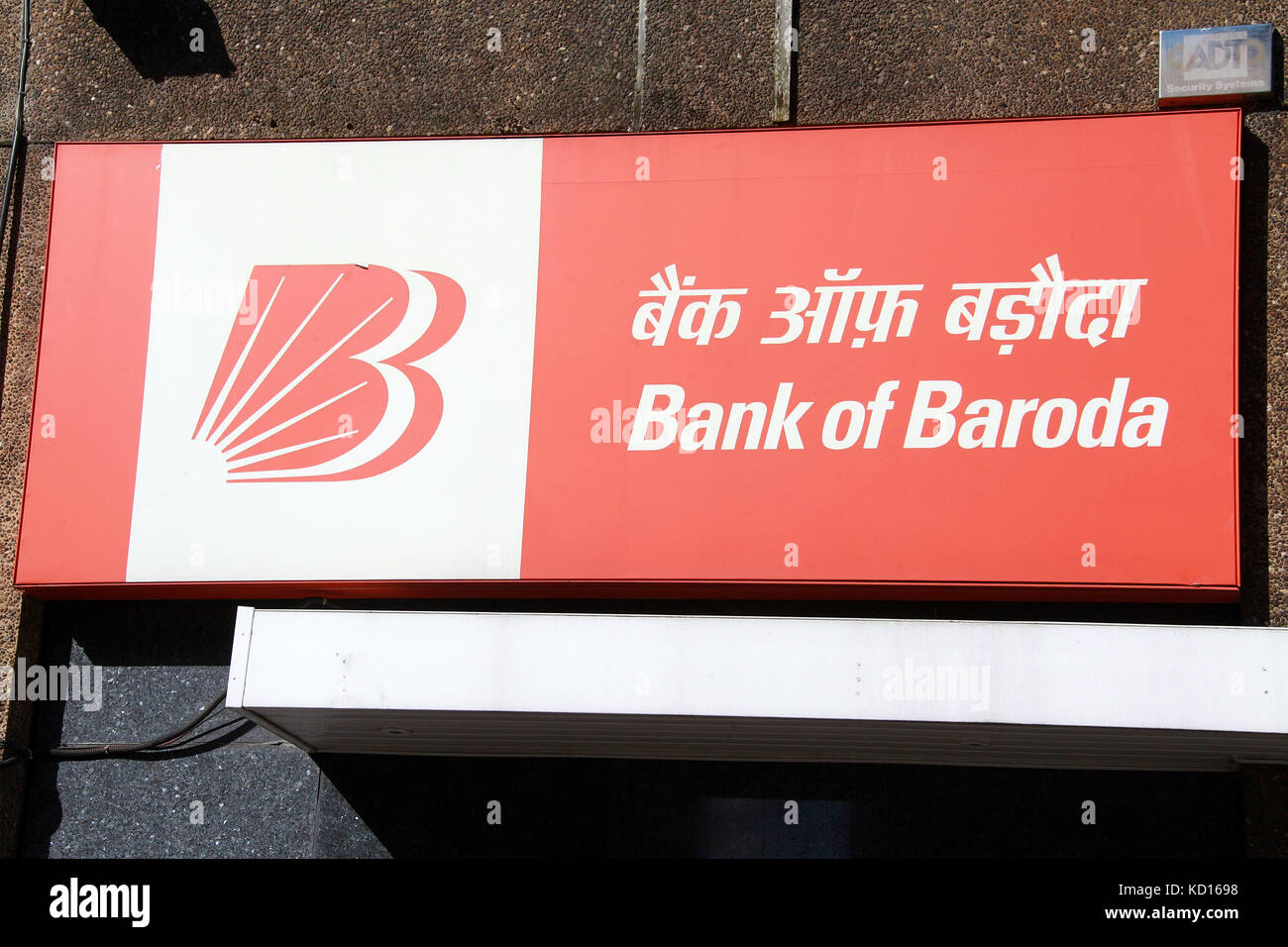 Bank of Baroda Sign in Manchester Foto Stock