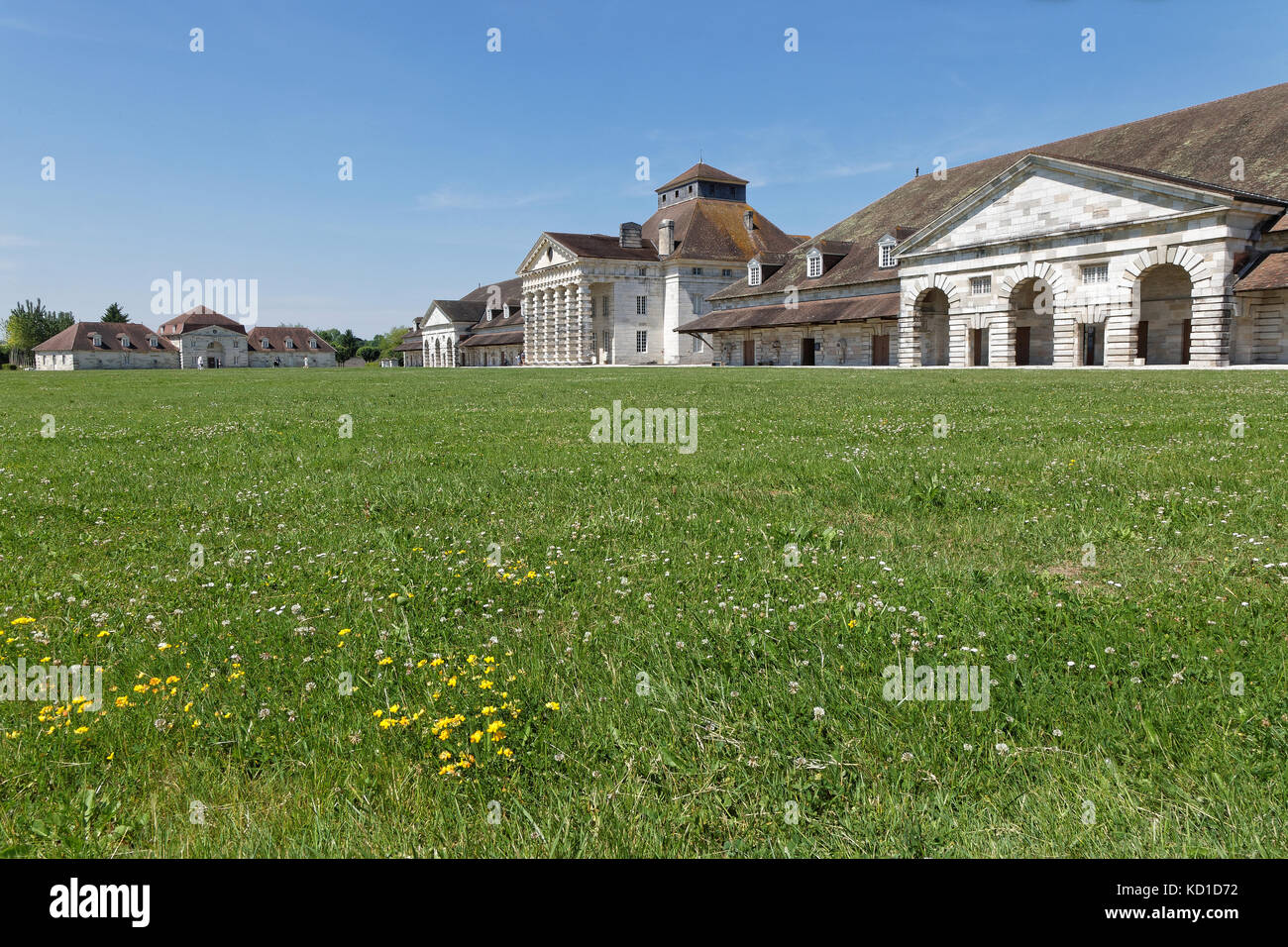 Salines Royales (Saline reali) ad Arc-et-Senans, Francia. Nel 1982 l'UNESCO ha aggiunto i "Salines Royales" alla lista dei siti Patrimonio dell'Umanità. Foto Stock