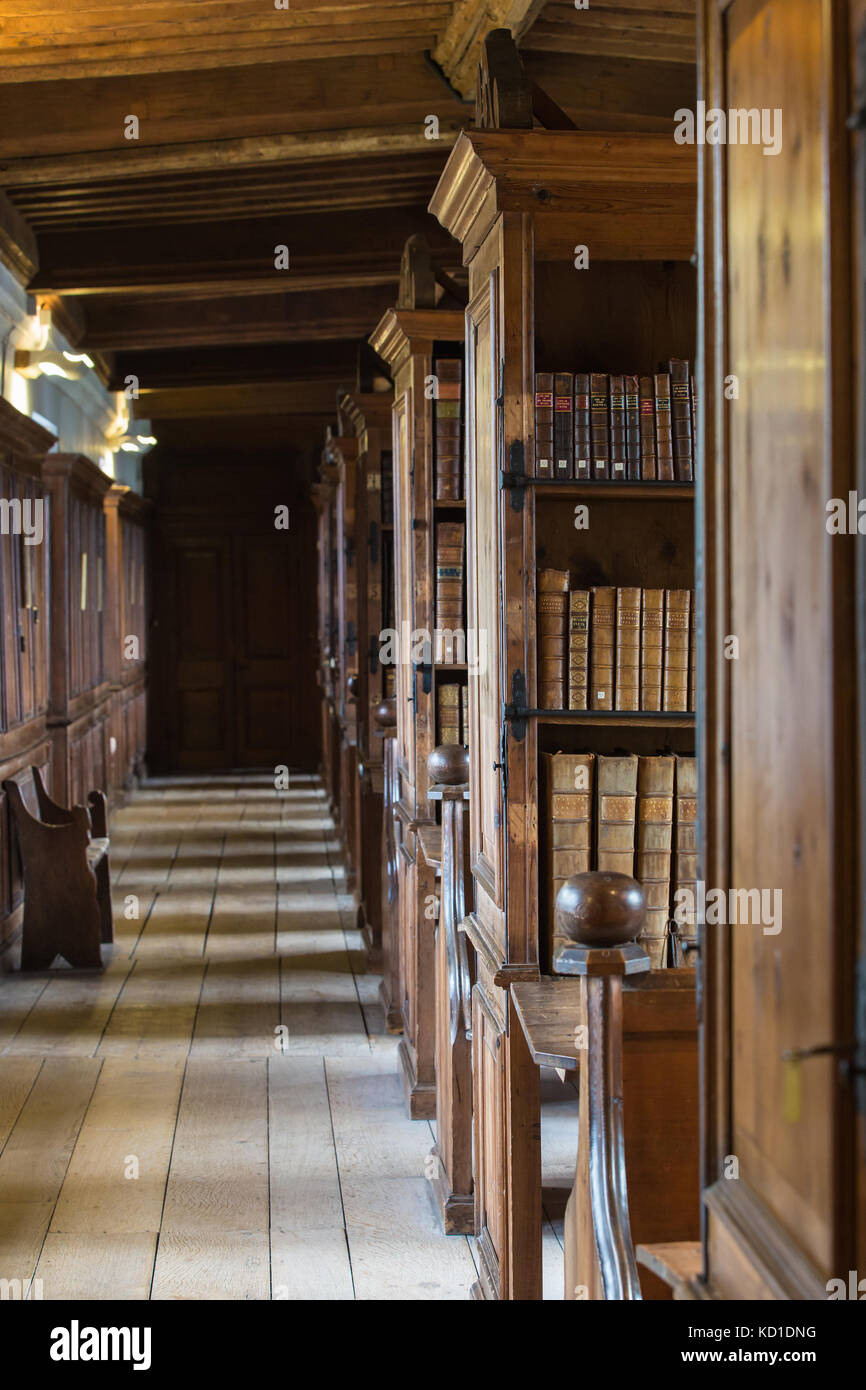 Libri nella Cattedrale di Wells library Foto Stock