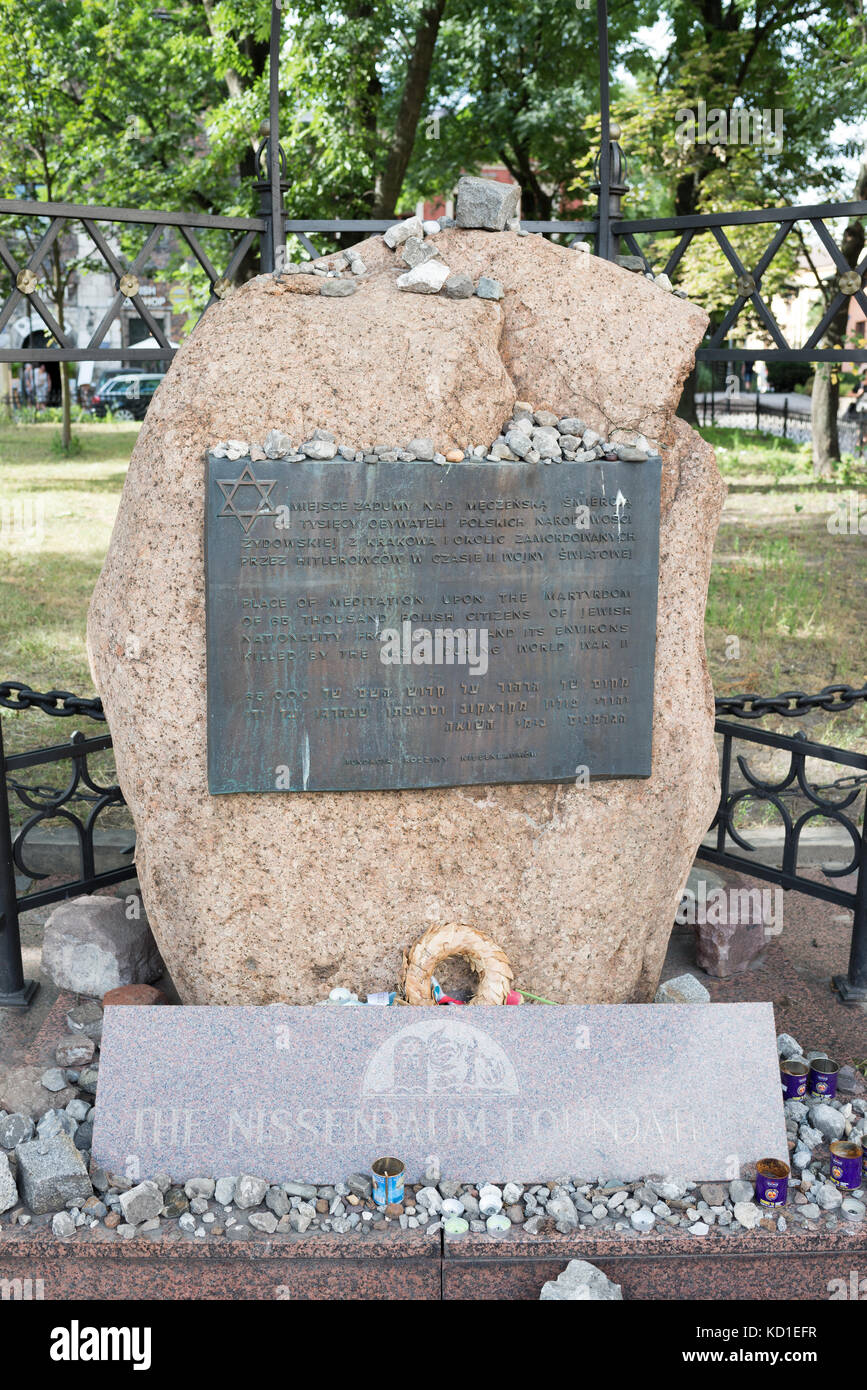 CRACOVIA, POLONIA - 3 AGOSTO 2017: Luogo di meditazione nel quartiere ebraico di kazimierz sul martirio di 65 mila cittadini polacchi di nazionalità ebraica Foto Stock
