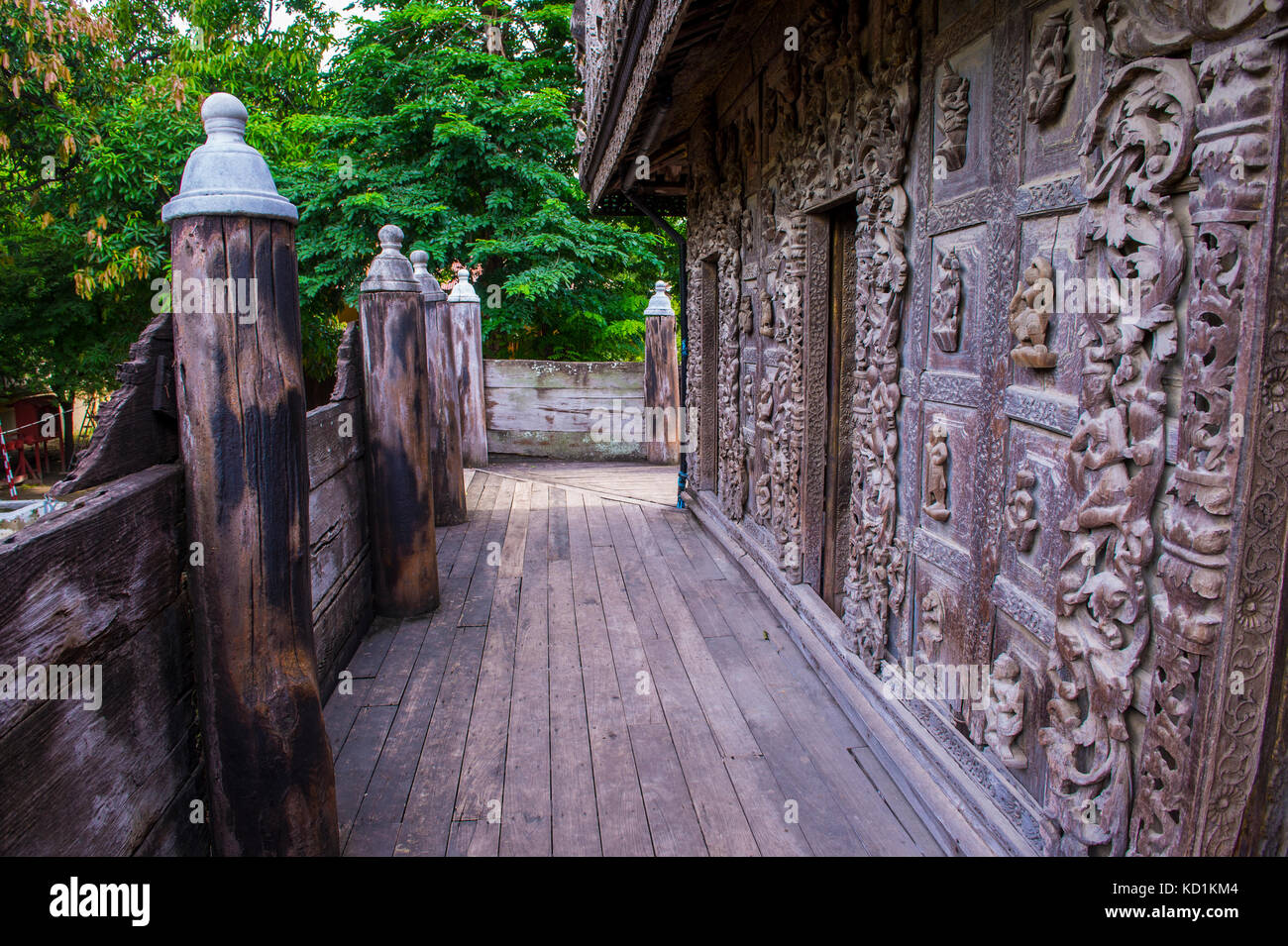 Monastero Shwenandaw a Mandalay, Myanmar Foto Stock