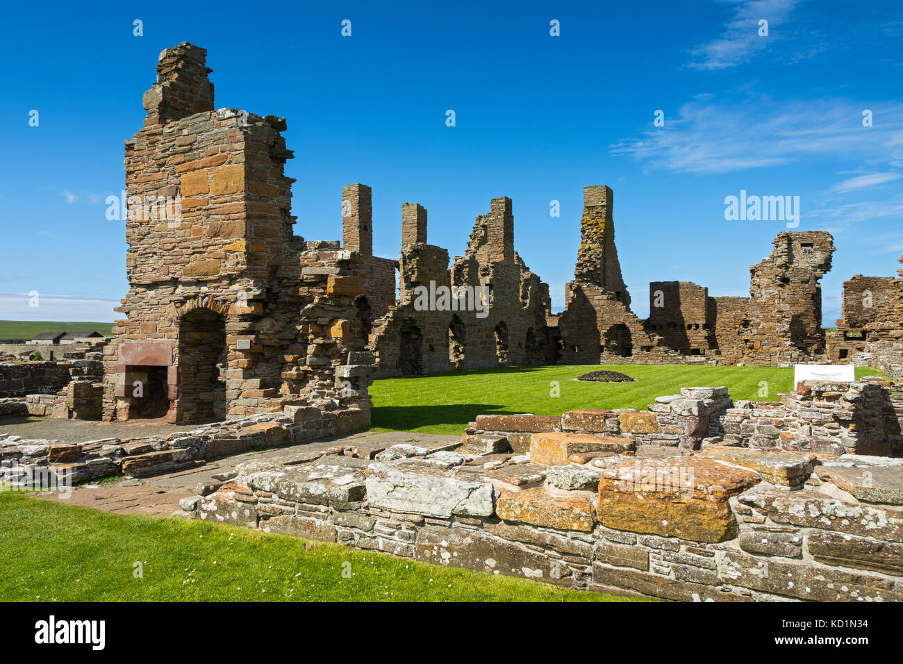 Le rovine del Palazzo del Conte, villaggio di Birsay, Orkney Mainland, Scozia, Regno Unito. Foto Stock