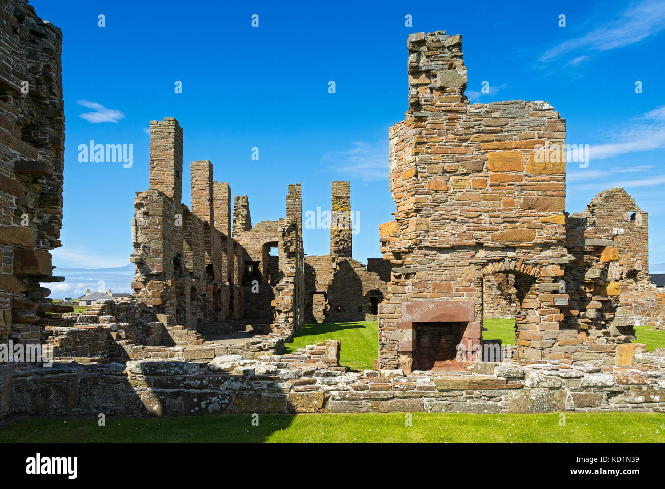 Le rovine del Palazzo del Conte, villaggio di Birsay, Orkney Mainland, Scozia, Regno Unito. Foto Stock