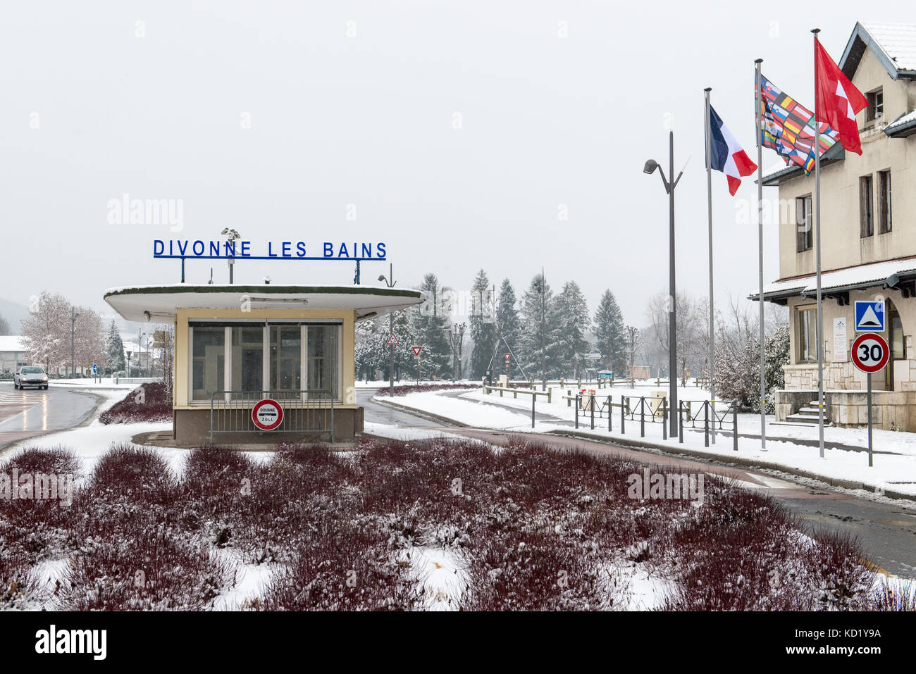 Attraversamento delle frontiere dalla Svizzera in Divonne Les Bains, ain, Francia Foto Stock