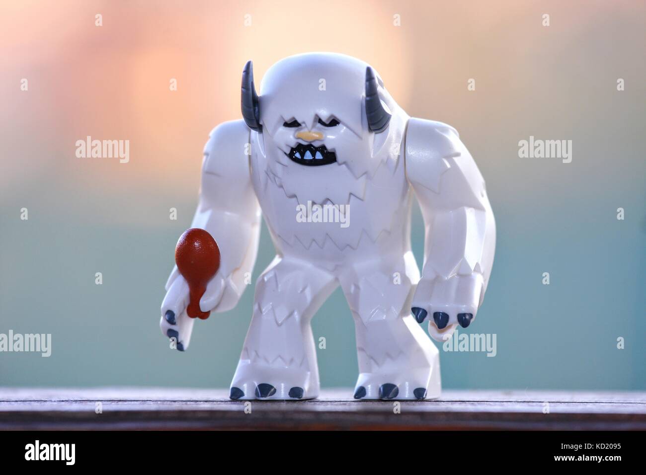 wampa lego starwars minifigure wampa lego starwars minifigure