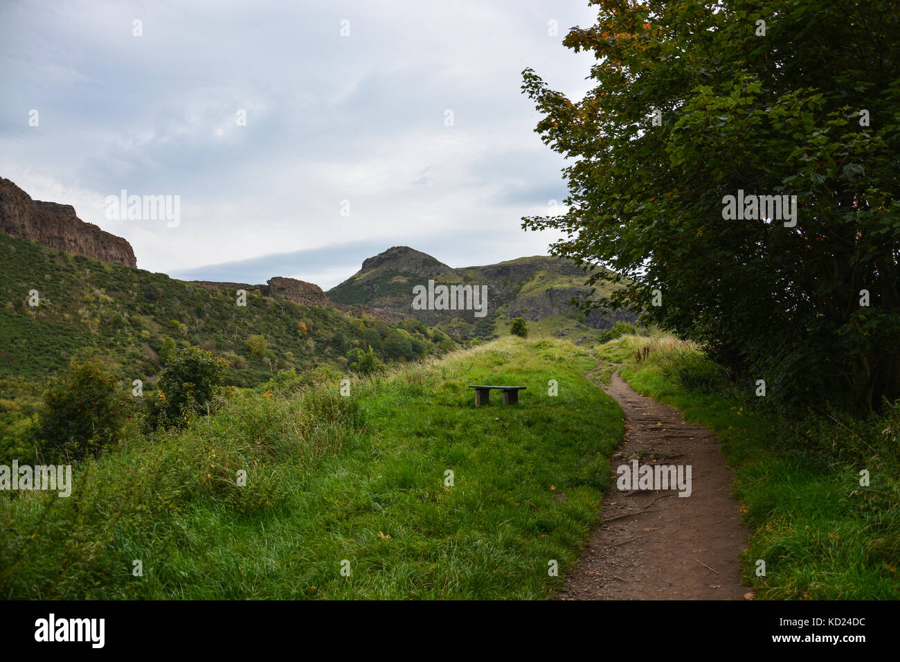 Un percorso di Arthur' Seat attraverso il parco hollyrood nei pressi di Edimburgo, Scozia Foto Stock