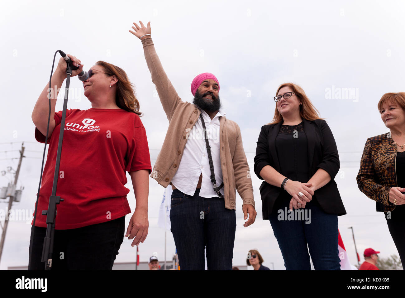 Jagmeet Singh, leader della Federal nuovo Partito Democratico parla di colpire CAMI lavoratori in Ingersoll, on Ott 6, 2017. Foto Stock